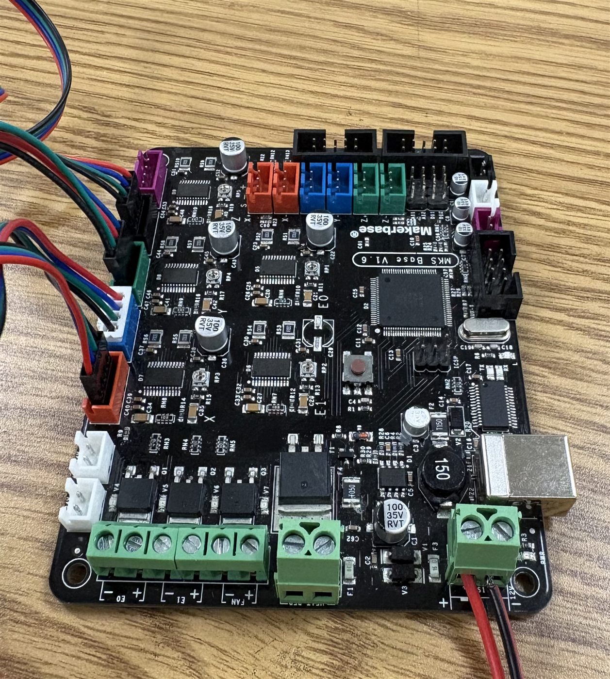 Connect 4 device wiring and electronics
