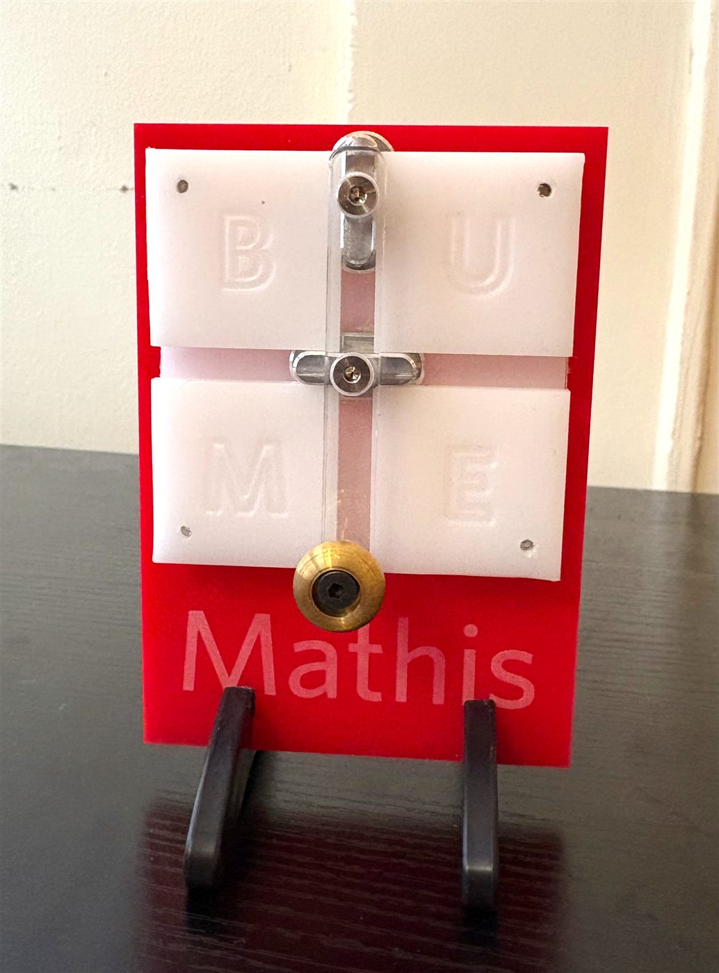Finished manufactured piece